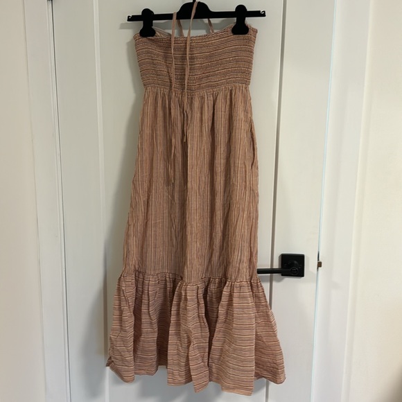 Rose pink stripes perk-a-boo sundress - Picture 4 of 4